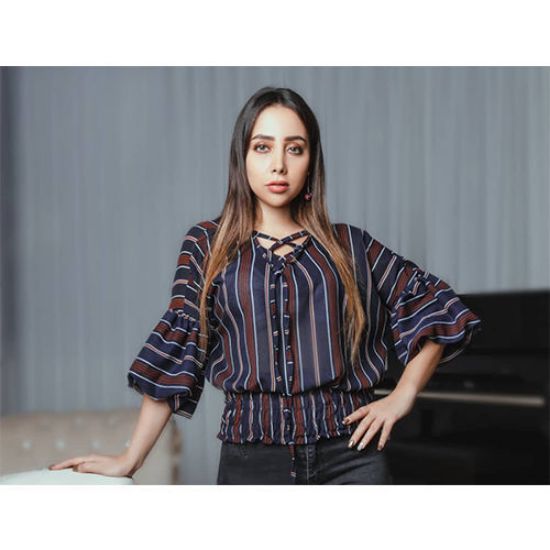 Picture of بلوز پایین کش سورمه ای